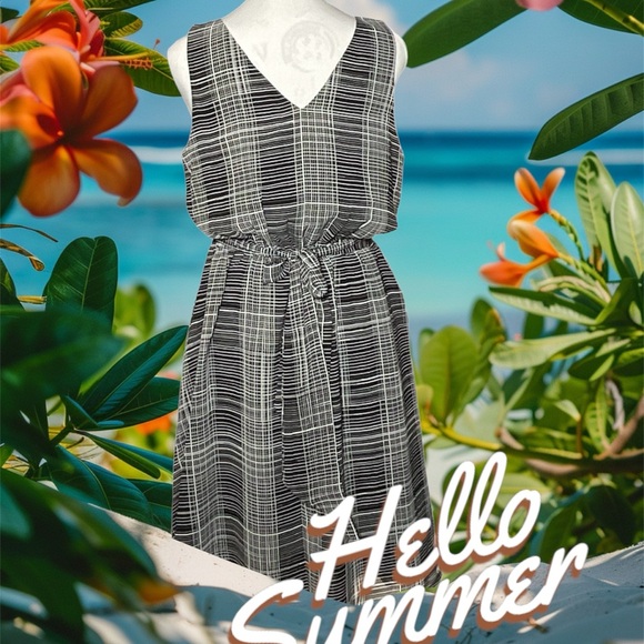 Andeawy Lady’s‎ Blc/Wht Sz M Dress. New Without a Tag Wanted To Ware but didn’t. - Picture 5 of 11